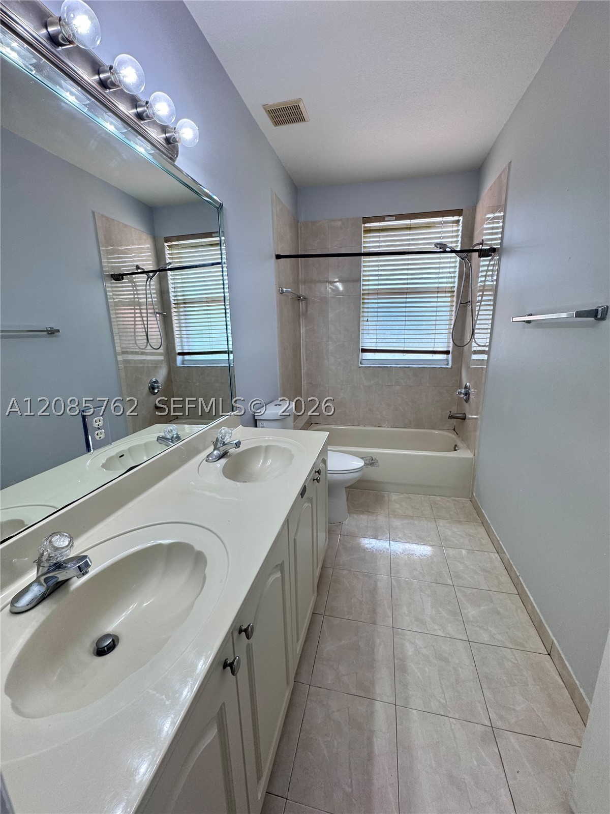 12864 Nw 7th St Property Photo 26