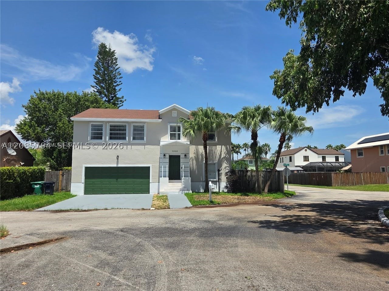 11903 SW 273rd St Property Photo 1