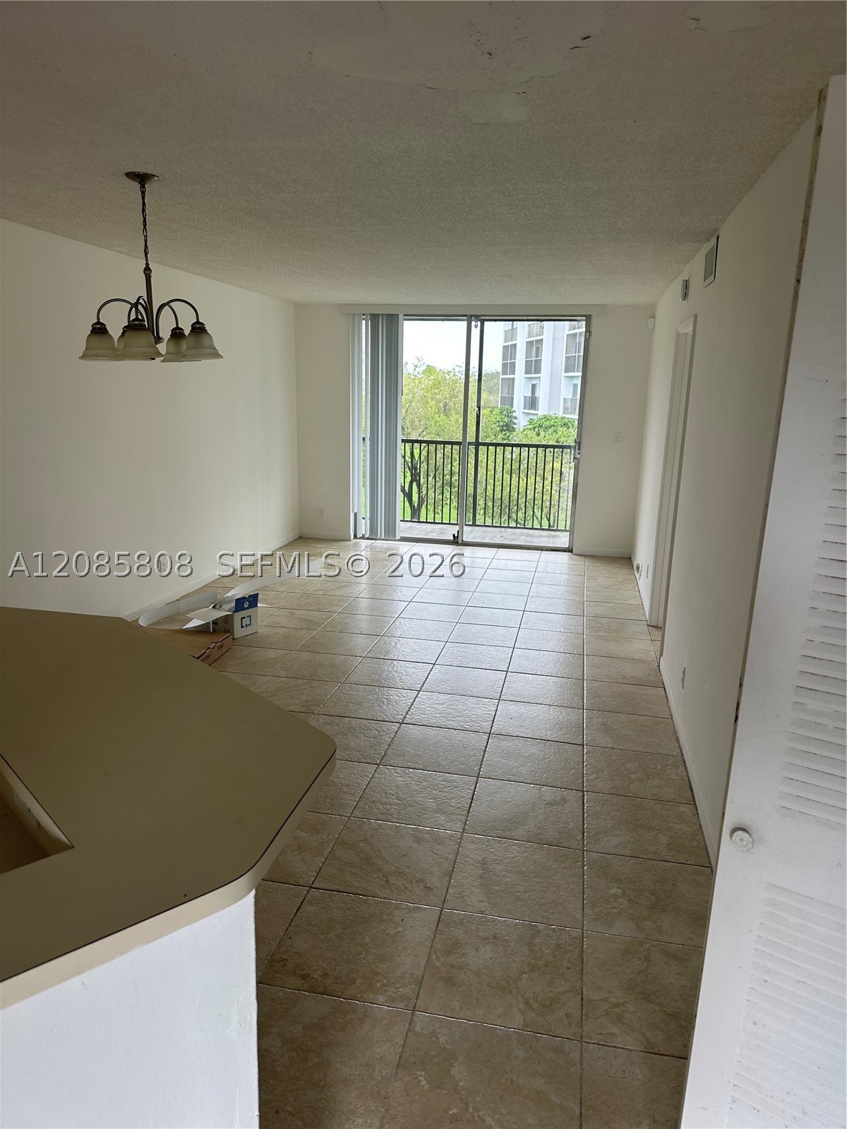 8730 N Sherman Cir 308 Property Photo 3
