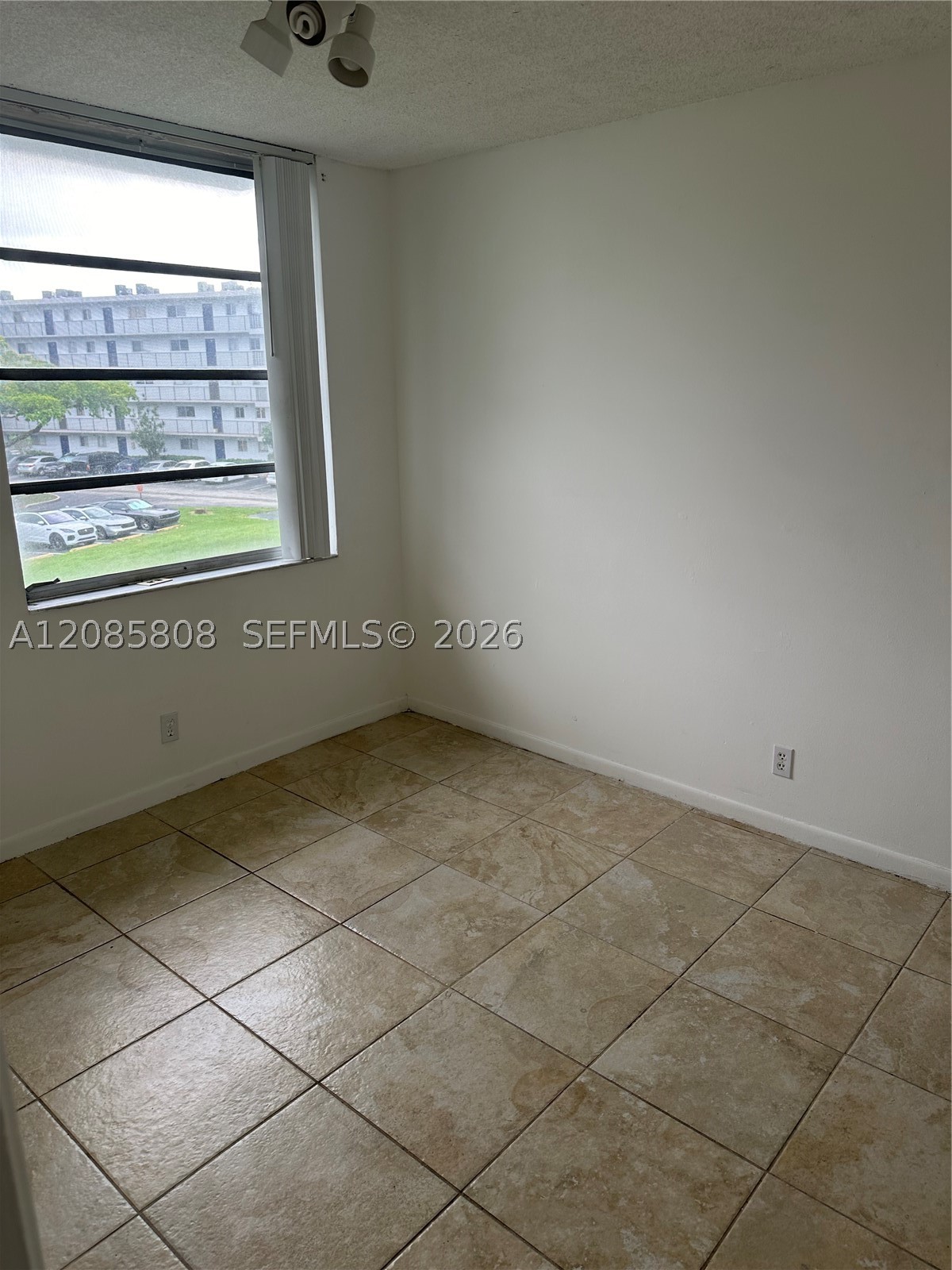 8730 N Sherman Cir 308 Property Photo 7