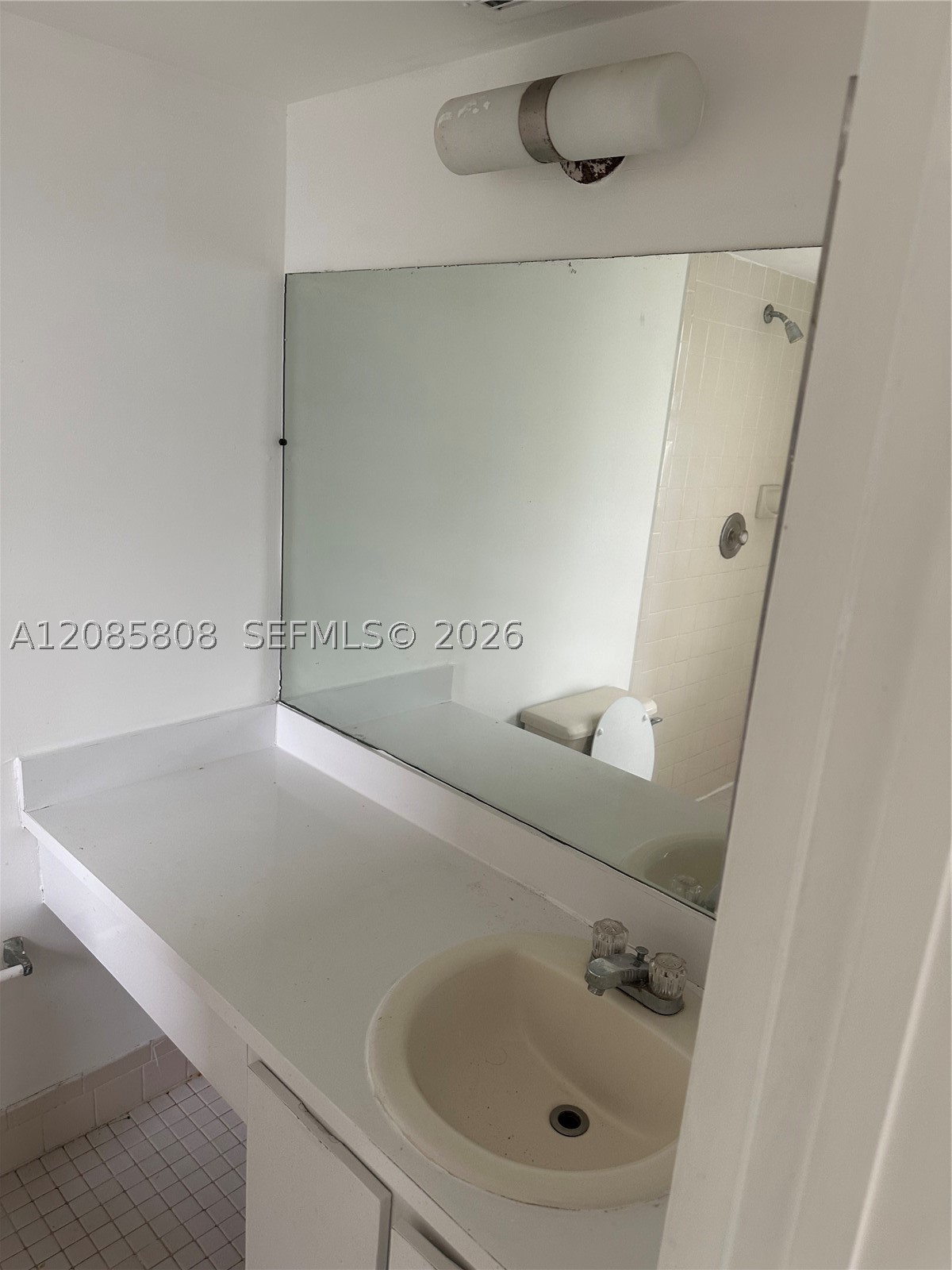 8730 N Sherman Cir 308 Property Photo 10