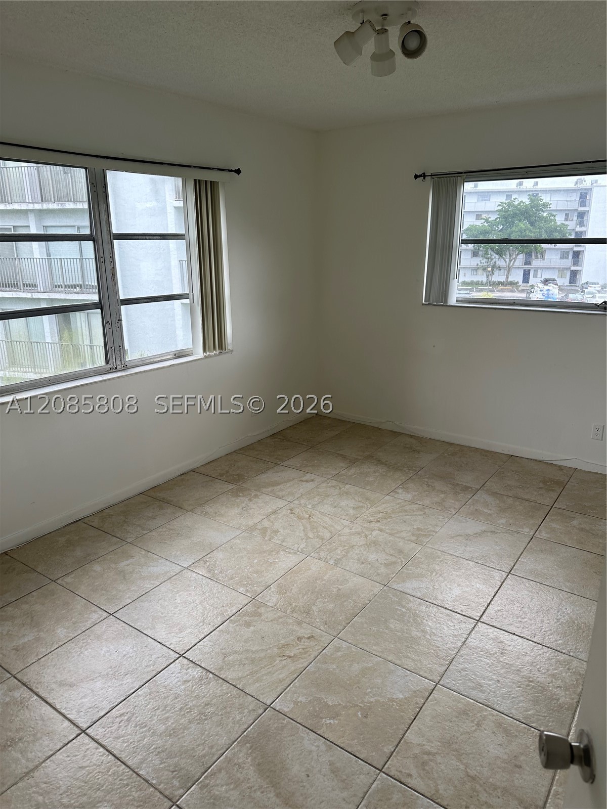 8730 N Sherman Cir 308 Property Photo 11