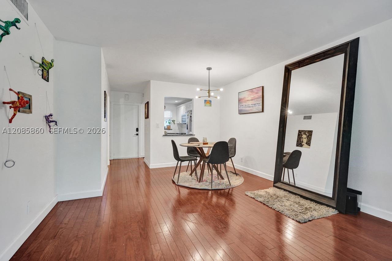 1785 N Andrews Sq 205e Property Photo 5
