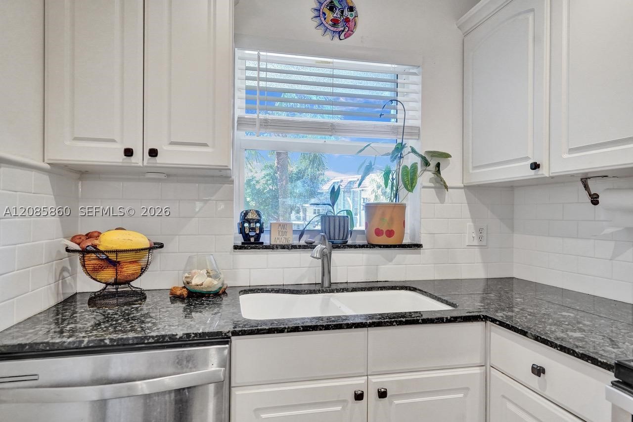 1785 N Andrews Sq 205e Property Photo 12