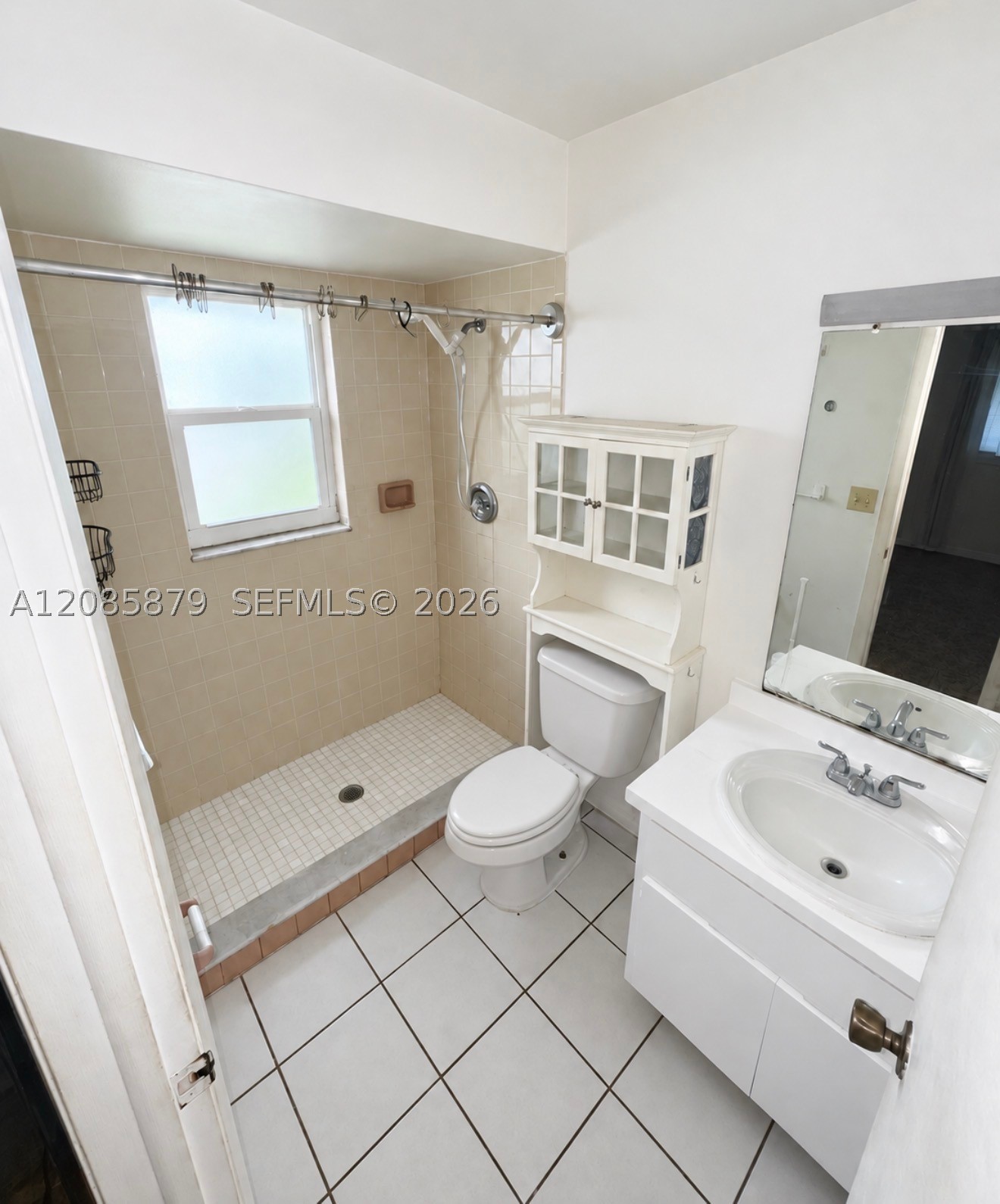 1328 Se 15th Pl. Property Photo 14