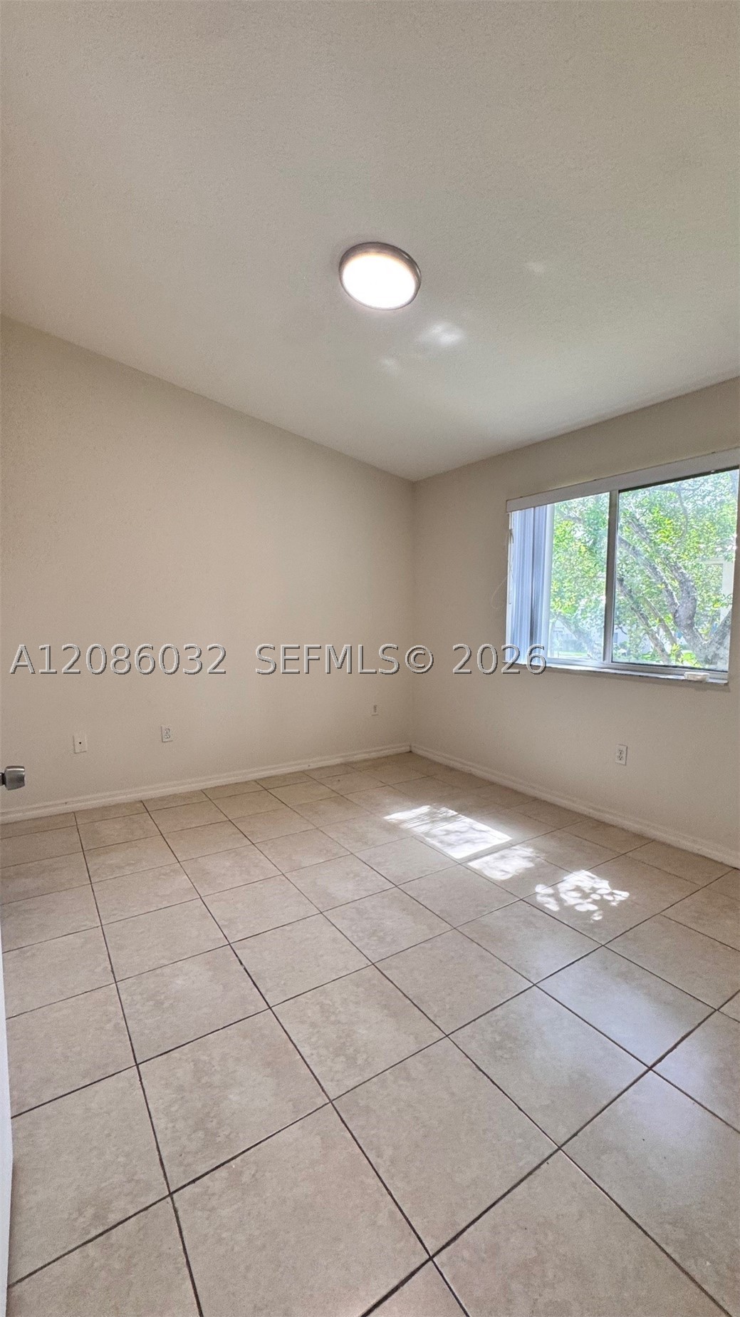 2931 Se 13th Ave 205-47 Property Photo 6