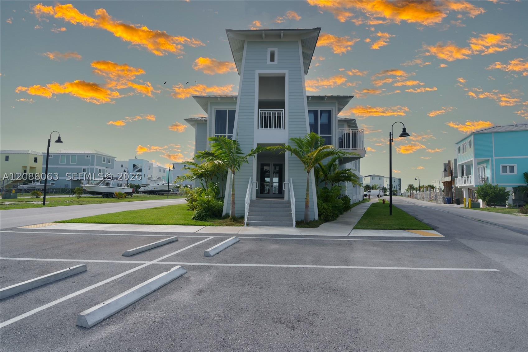 94825 Oversea Property Photo 10