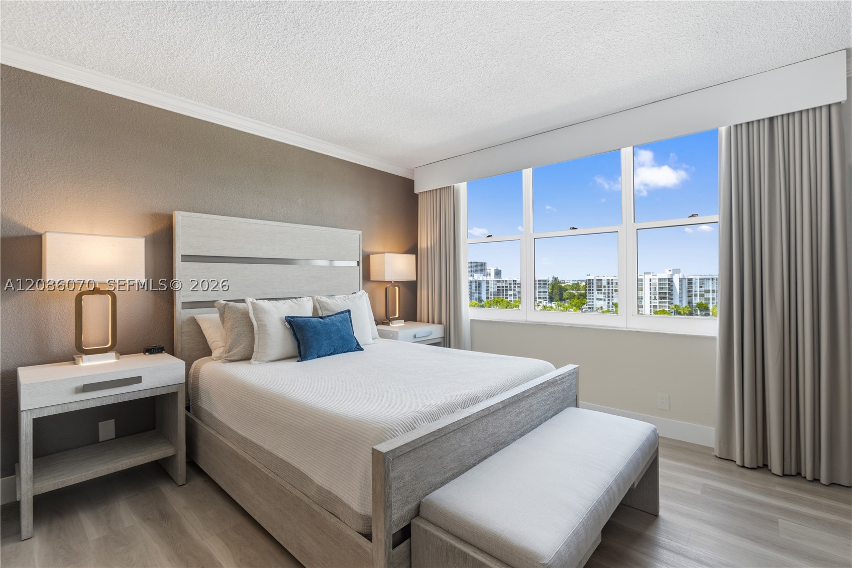 2501 S Ocean Dr 927 (Available) Property Photo 1