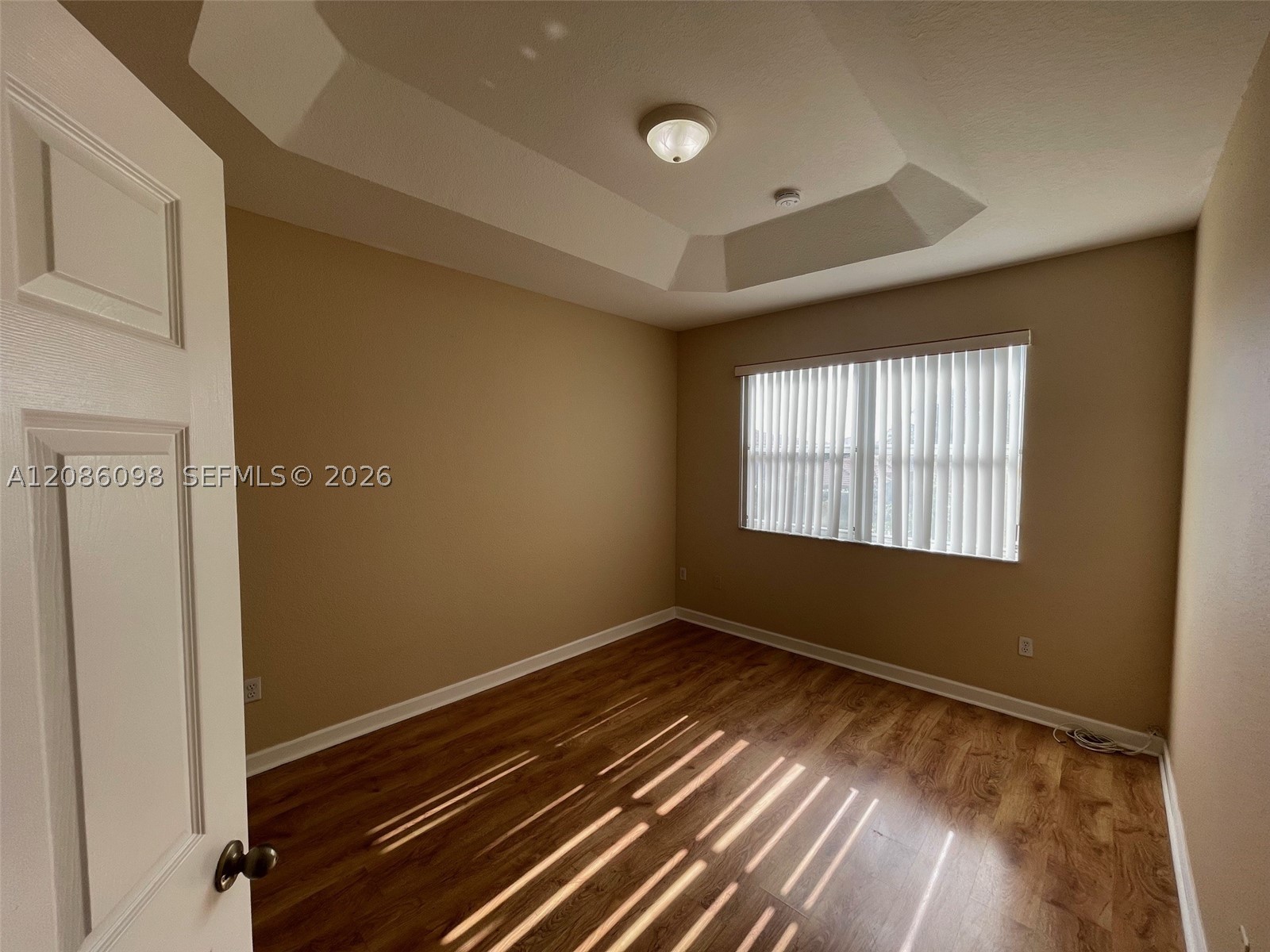 992 Ne 41st Pl Property Photo 6