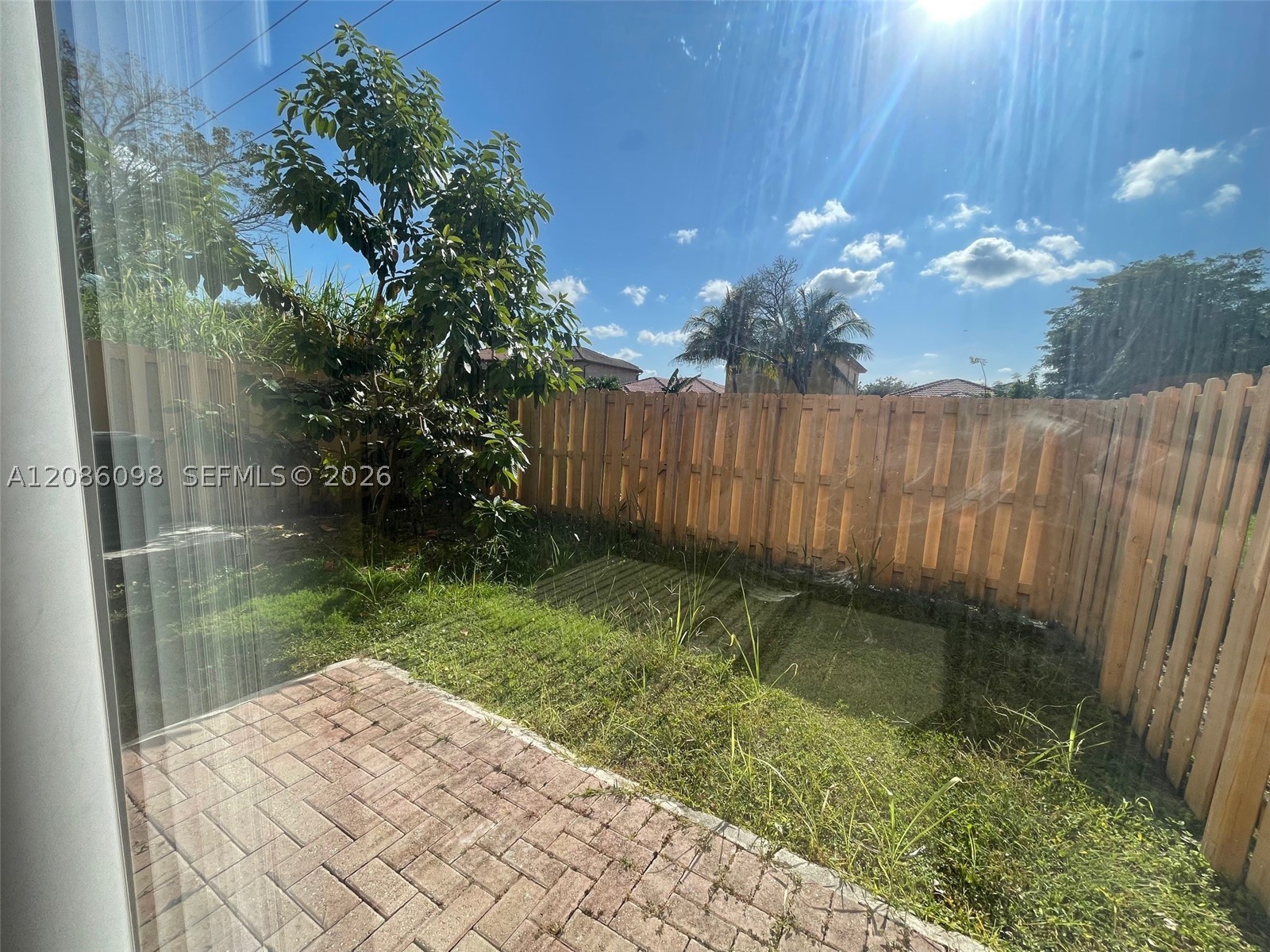 992 Ne 41st Pl Property Photo 12