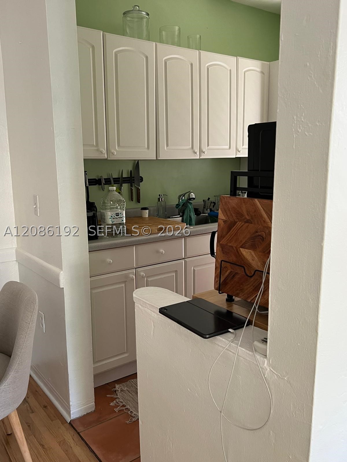 1551 Michigan Ave 8 Property Photo 5