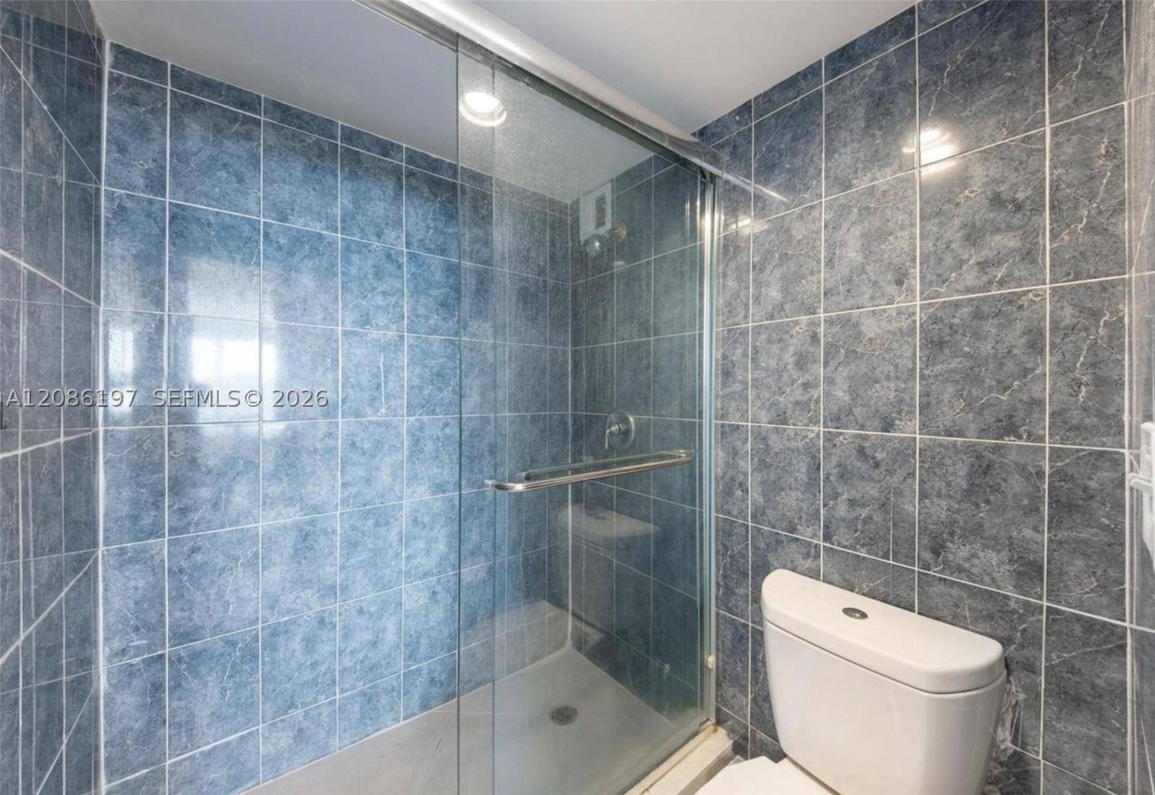 11111 Biscayne 2d Property Photo 8