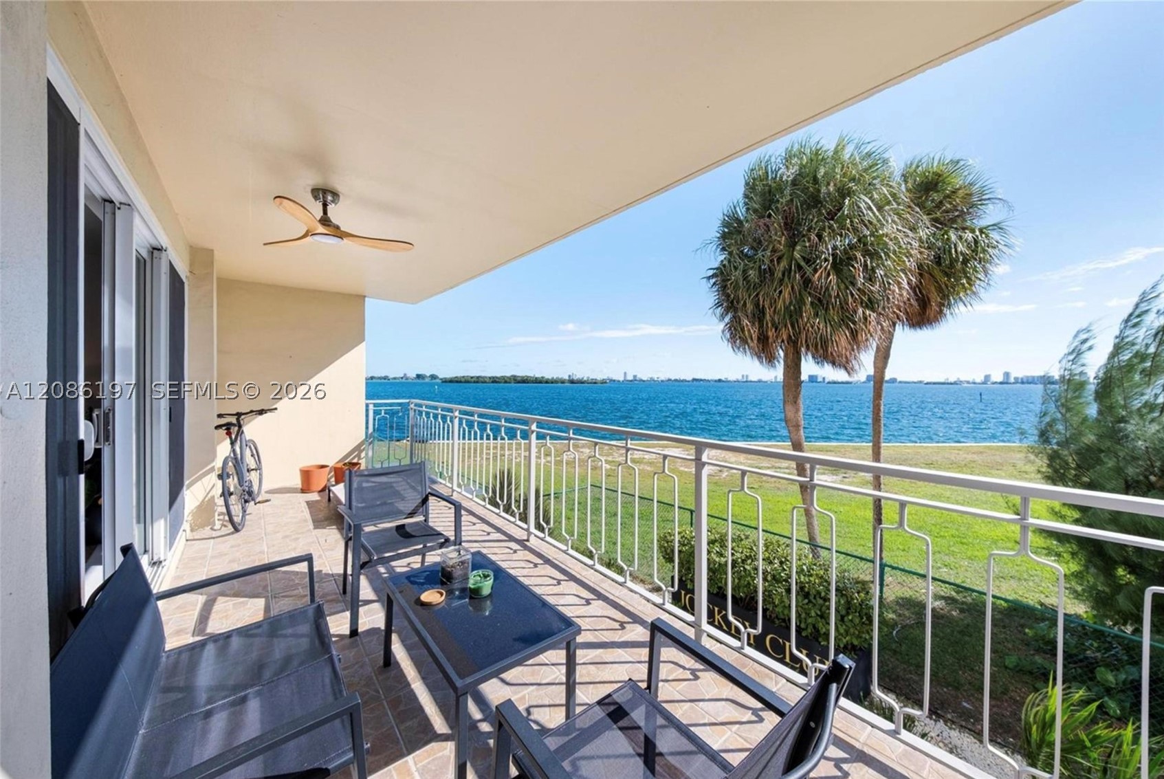 11111 Biscayne 2d Property Photo 13