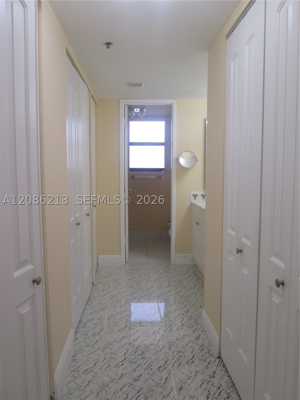 210 174th St 1510 Property Photo 8