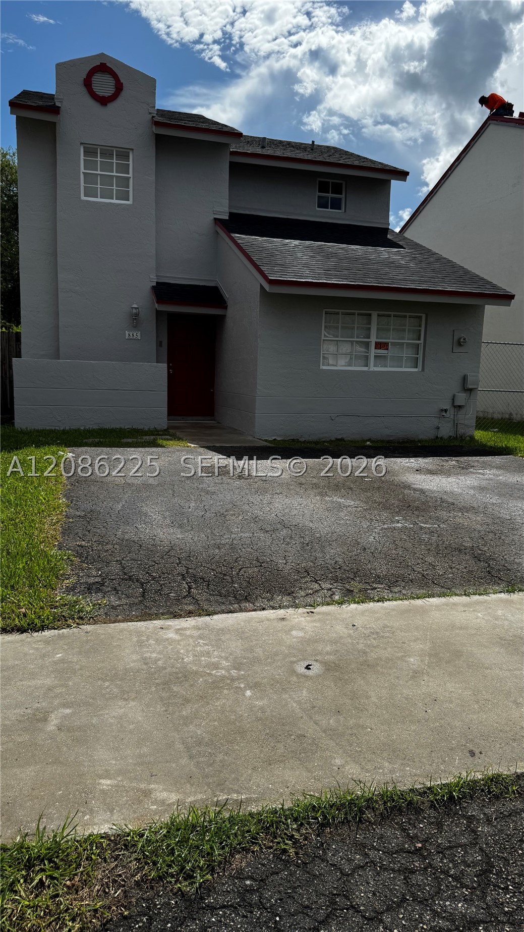885 Se 13th Rd Property Photo 2
