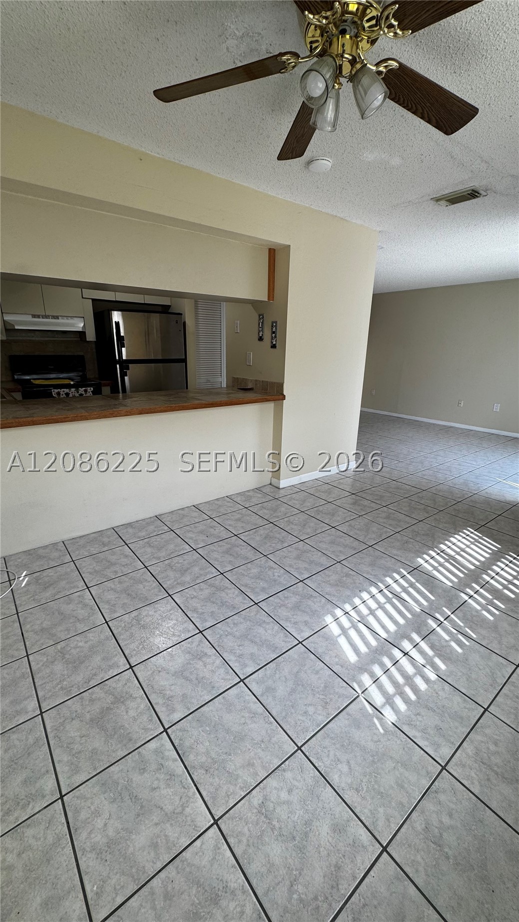 885 Se 13th Rd Property Photo 4