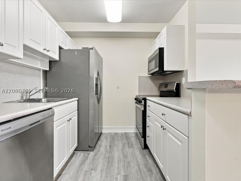 2501 Sw Douglas Rd 202 Property Photo 8