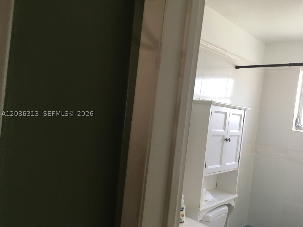 1825 Cleveland St 5 Property Photo 7
