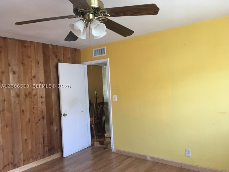 1825 Cleveland St 5 Property Photo 9