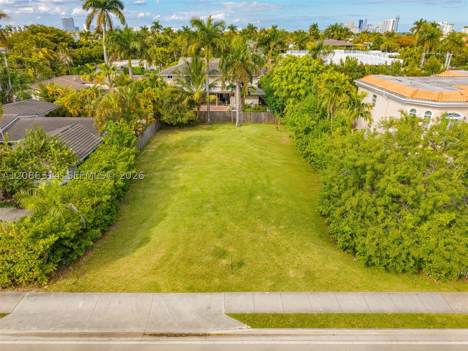 1361 96 St Property Photo 4
