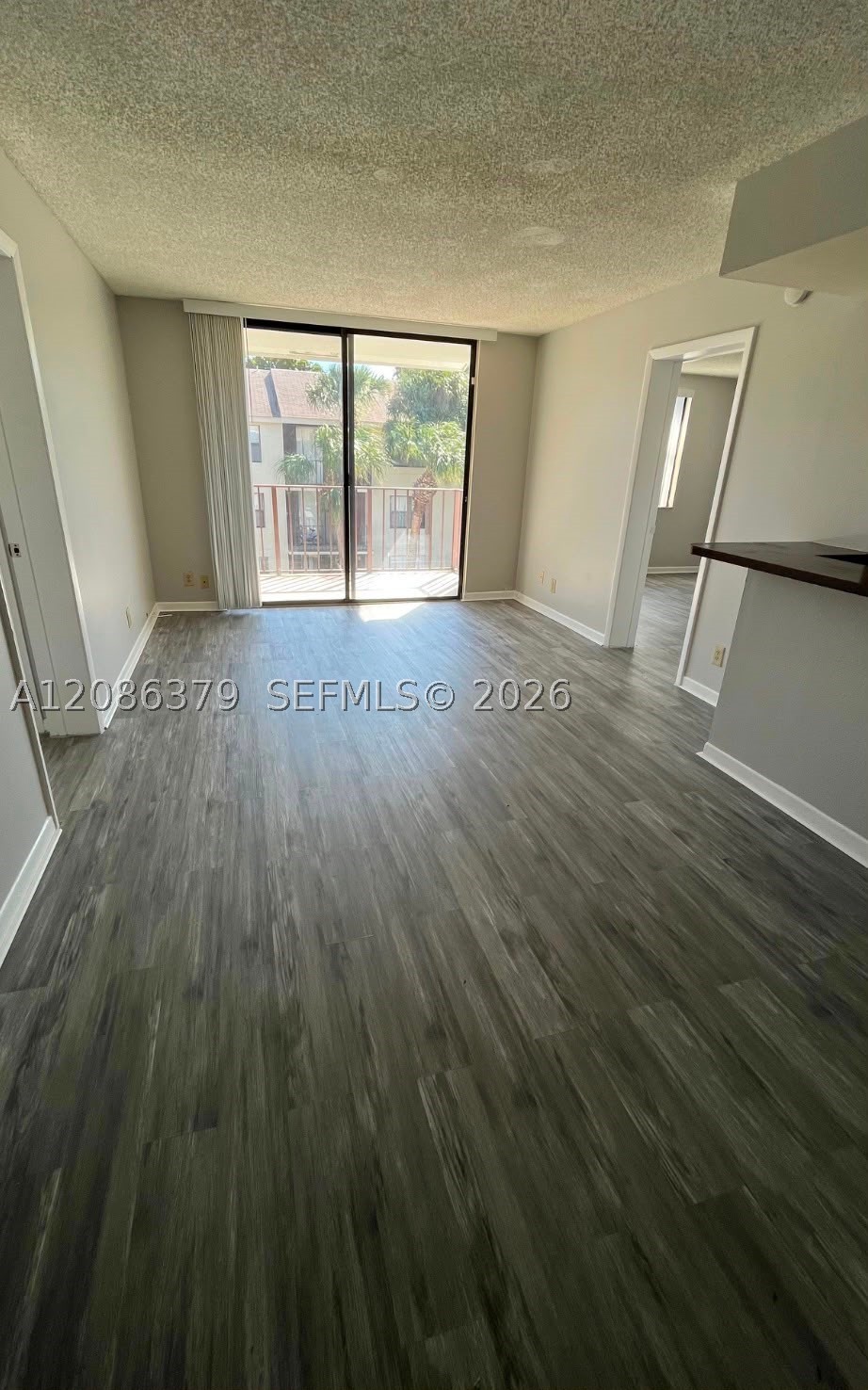 706 Executive Center Dr 34 Property Photo 4