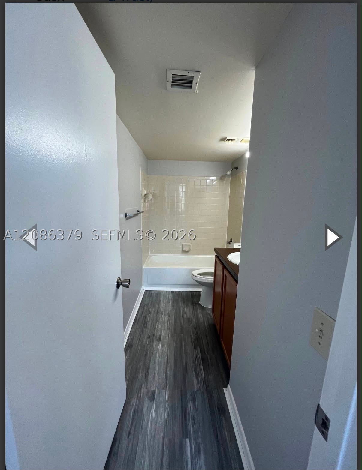 706 Executive Center Dr 34 Property Photo 6