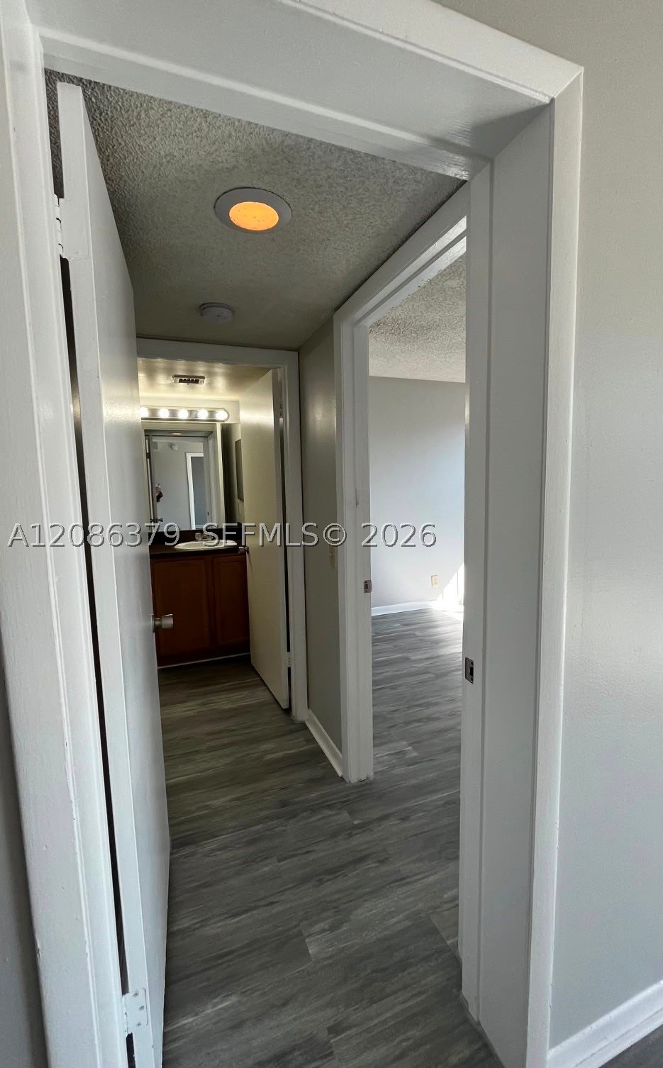 706 Executive Center Dr 34 Property Photo 7