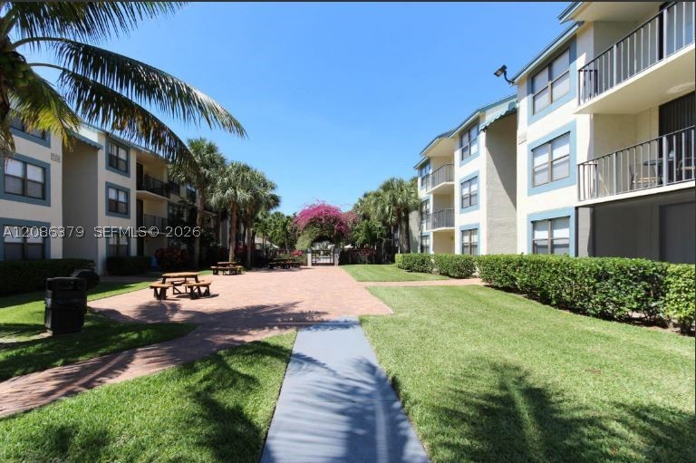 706 Executive Center Dr 34 Property Photo 13