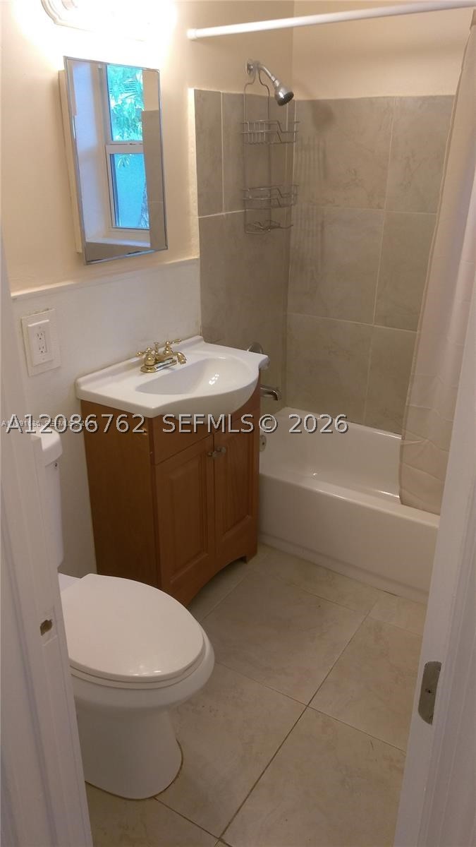 1926 Rodman St 1 Property Photo 8