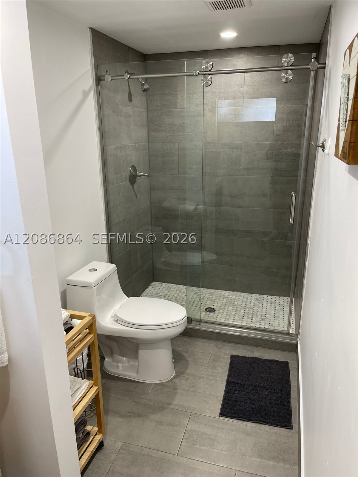 2375 Ne 185th St Property Photo 14