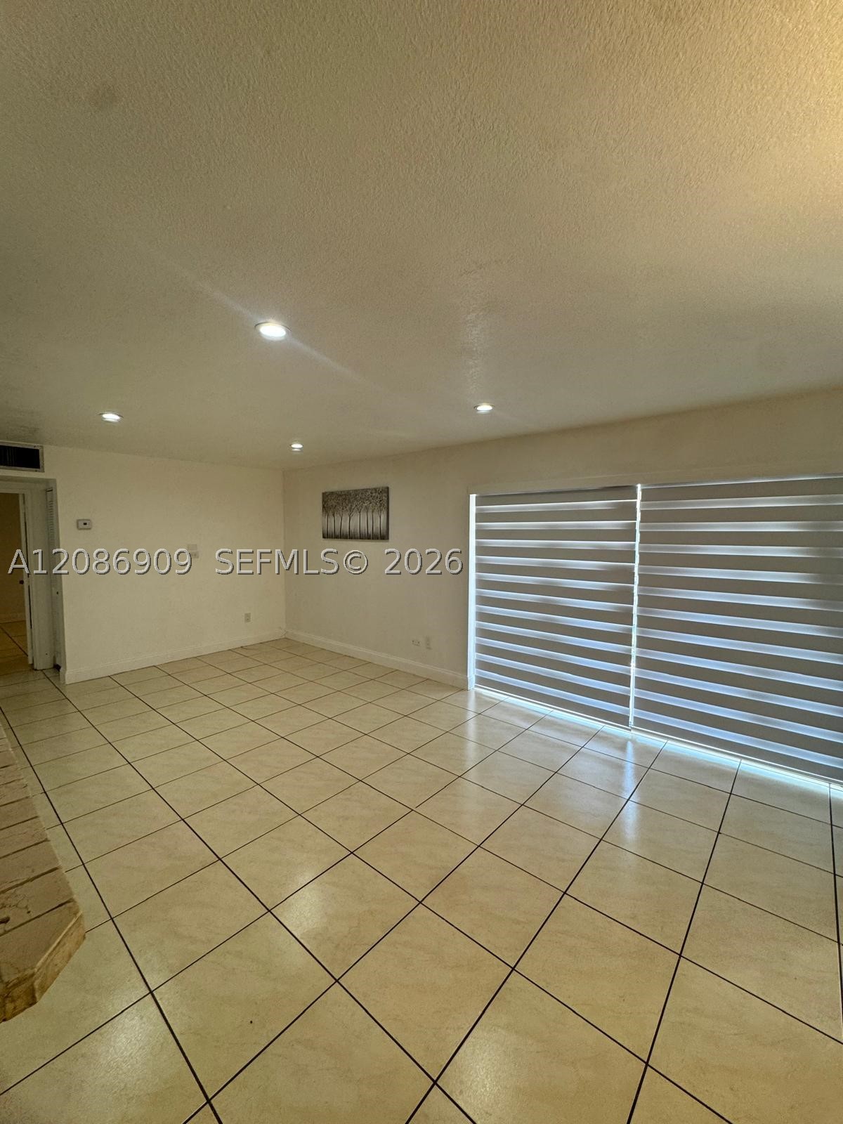 4610 Nw 79th Ave 2c Property Photo 4