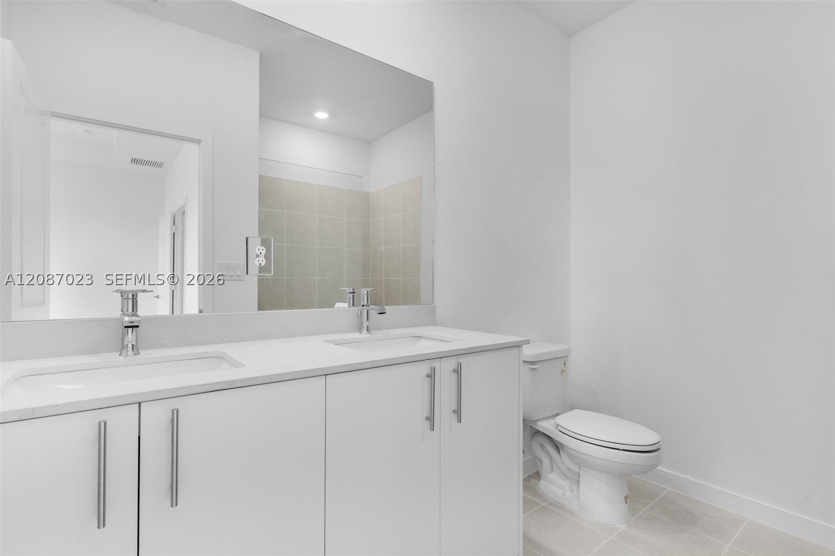 1125 Se 3rd Street Property Photo 16