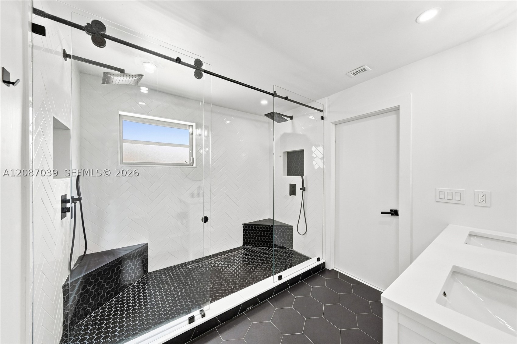 1707 S Curlew Ln Property Photo 21