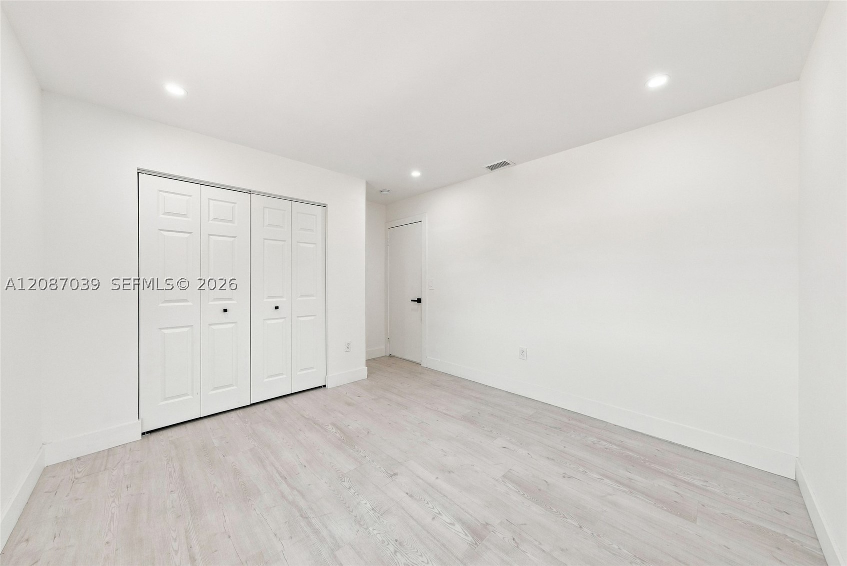 1707 S Curlew Ln Property Photo 29
