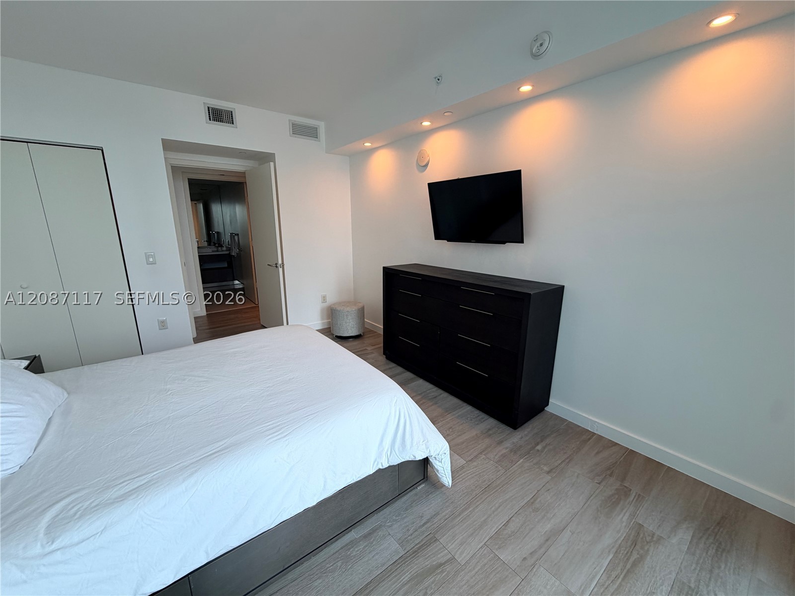 1100 S Miami Ave 3008 Property Photo 14