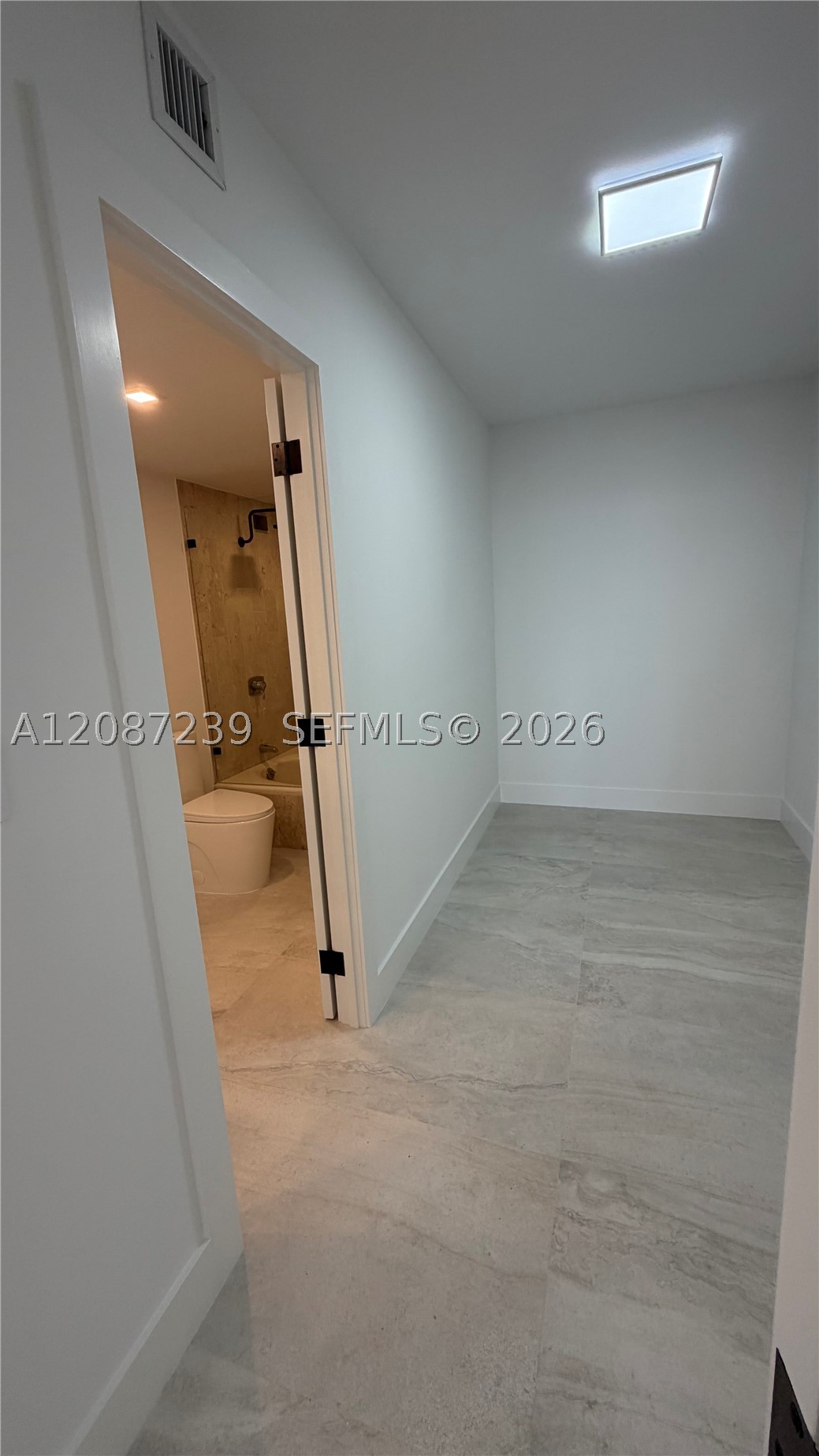 1800 Ne 114th St 605 Property Photo 16