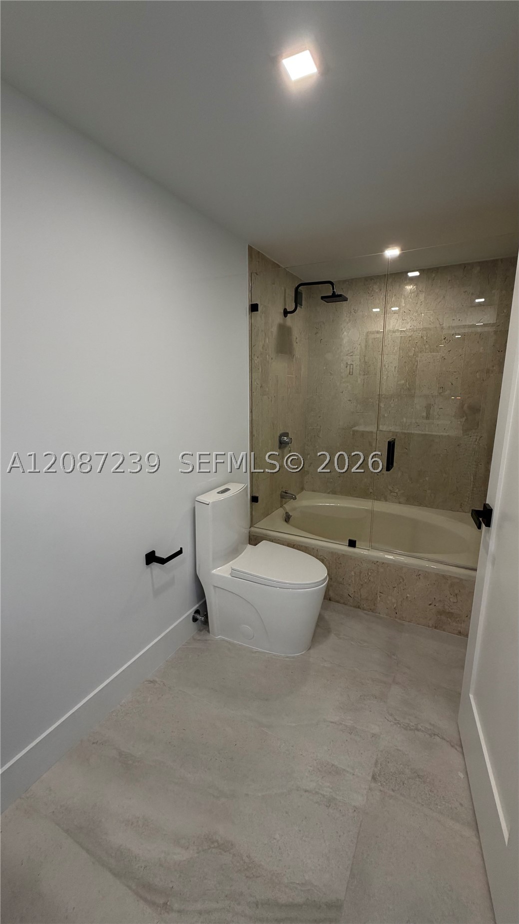1800 Ne 114th St 605 Property Photo 18