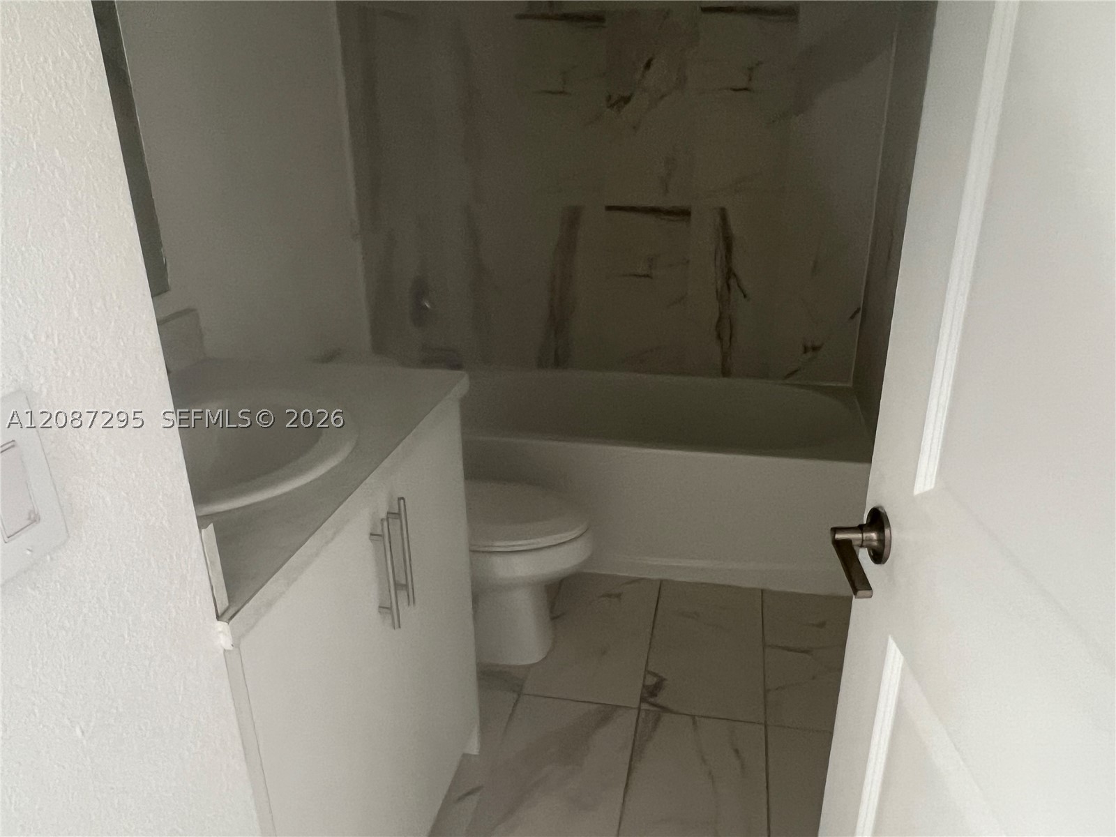 391 Nw 12th Ave Property Photo 9