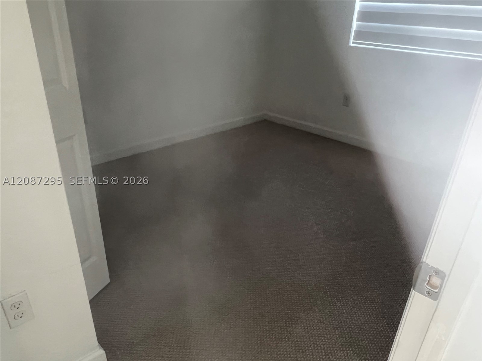 391 Nw 12th Ave Property Photo 11