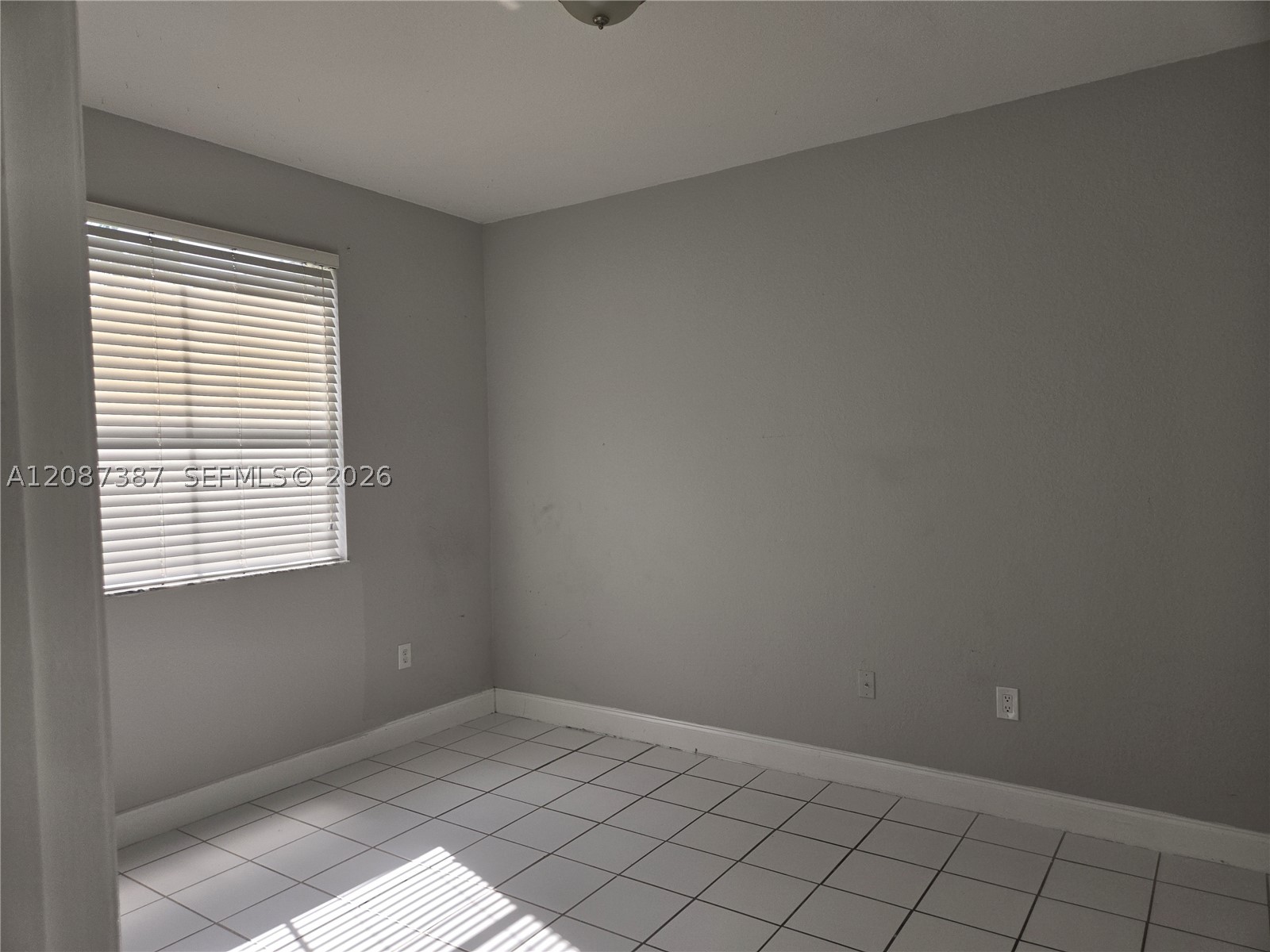 1666 Se 27th Ct 204 Property Photo 6