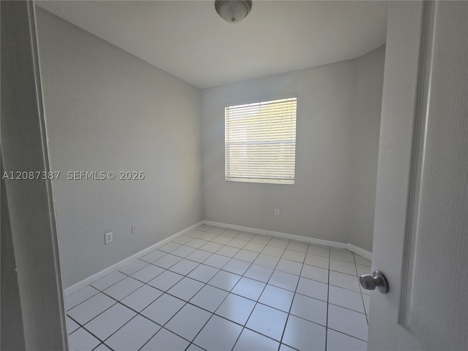 1666 Se 27th Ct 204 Property Photo 8