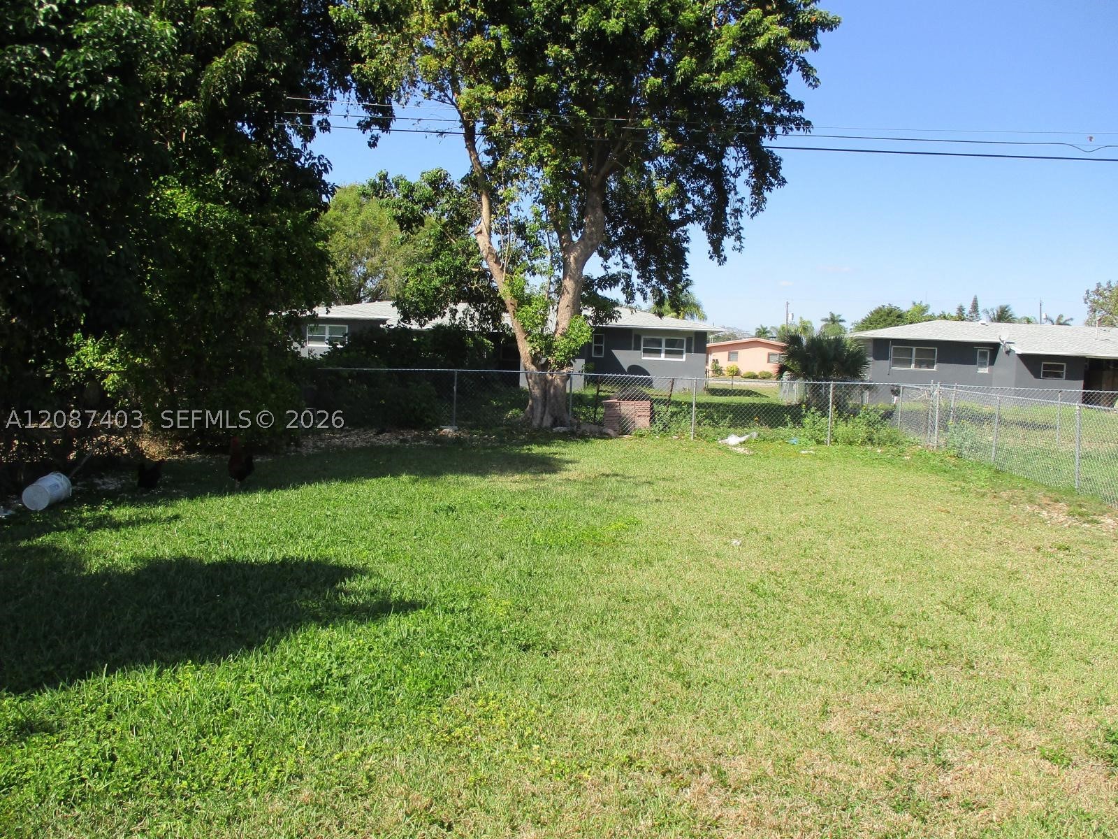 765 Nw 12th St Property Photo 3