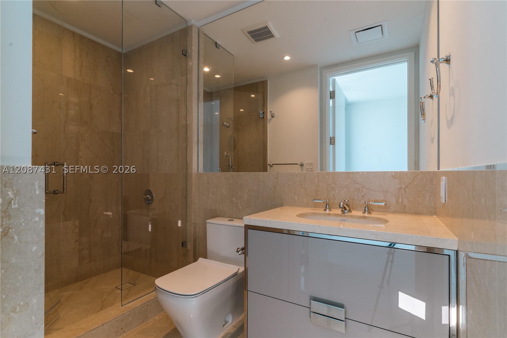15701 Collins Ave 702 Property Photo 24