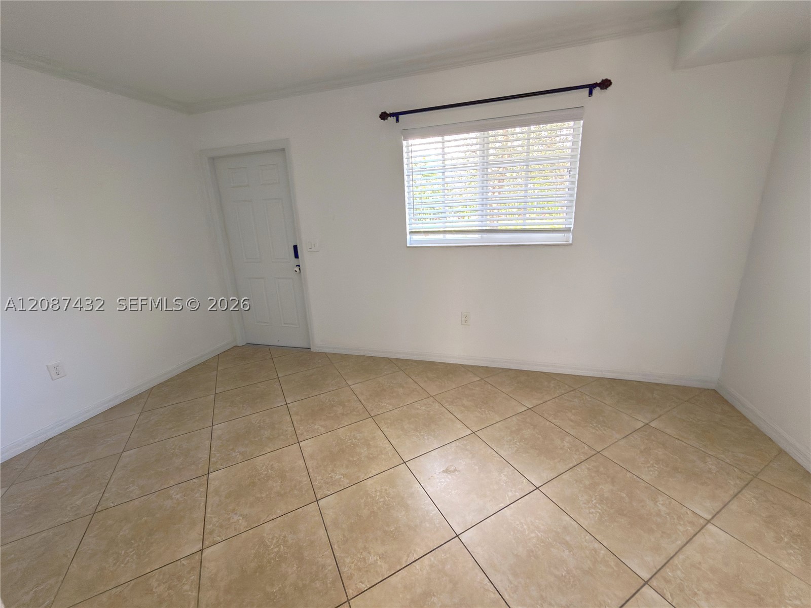 1000 Palm Trl 9 Property Photo 3