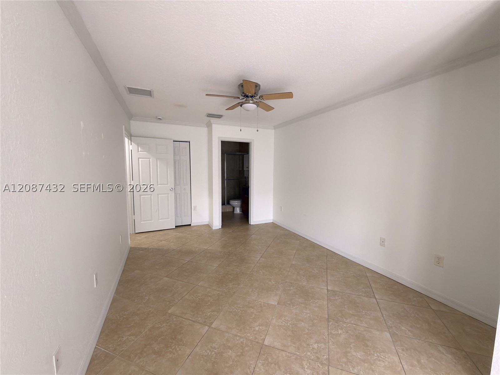 1000 Palm Trl 9 Property Photo 15