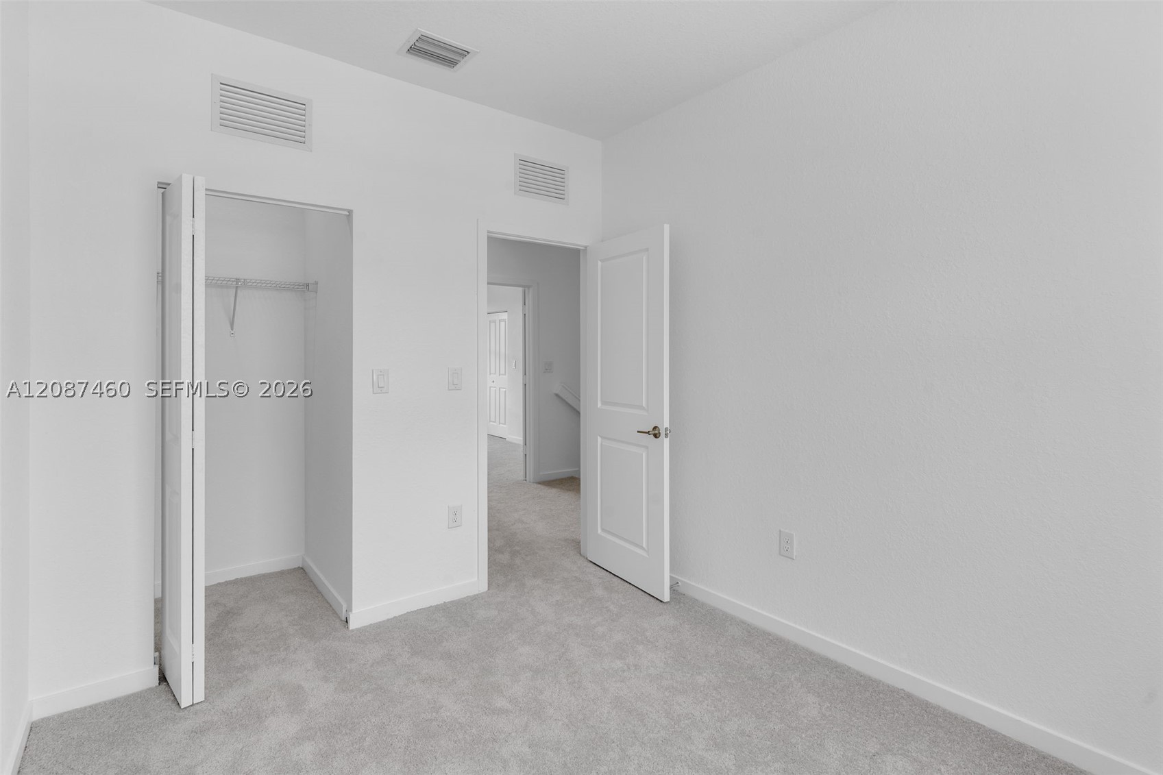 1081 Se 3rd St Property Photo 18
