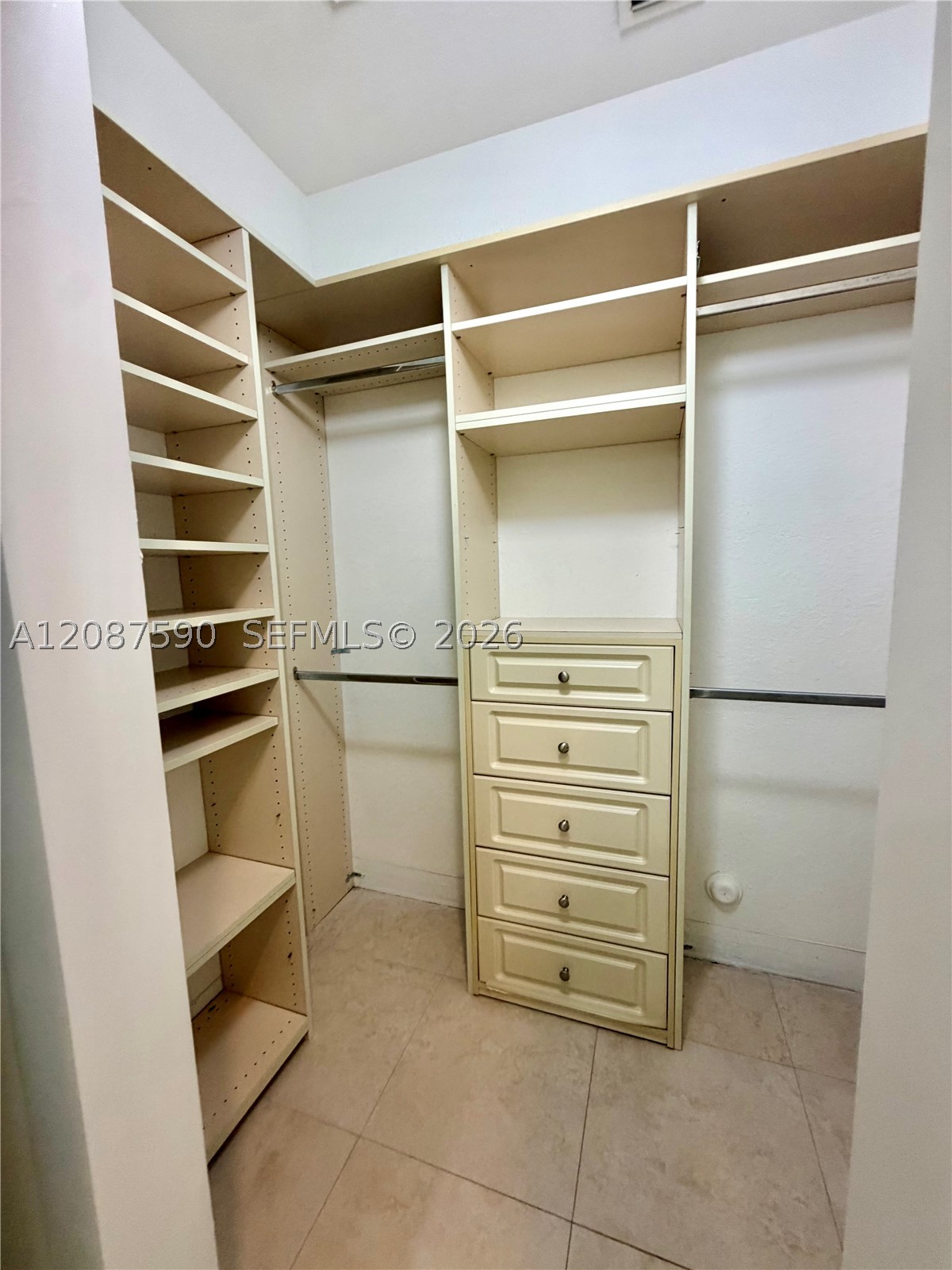 1548 Se 20th Ter Property Photo 11