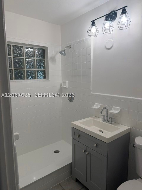 14810 Lincoln Dr Property Photo 6
