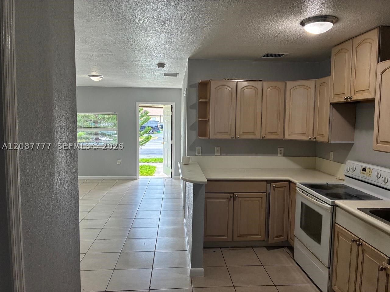 28009 Sw 143rd Ct Property Photo 4