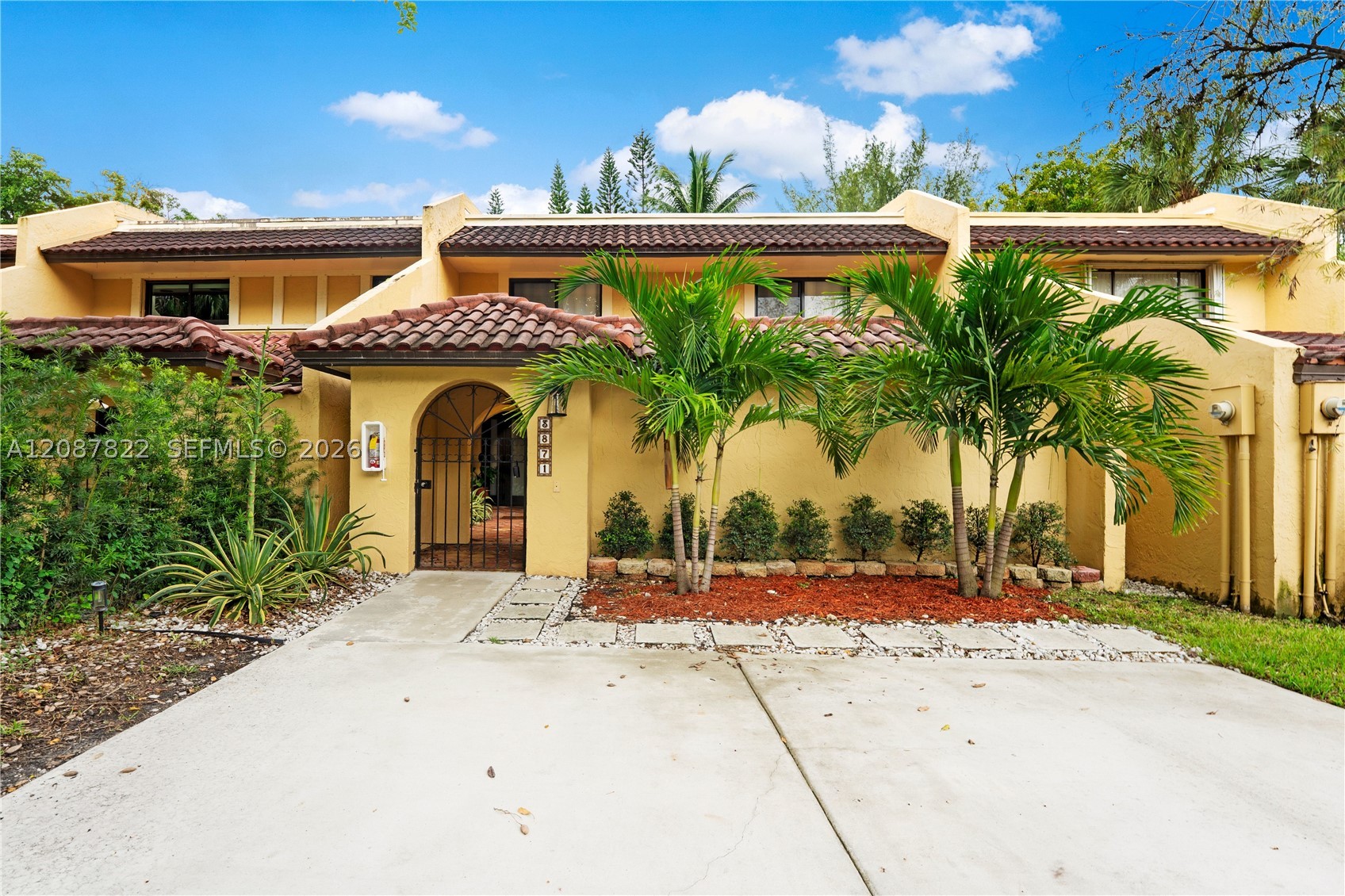 3871 Alcantara Ave 74d Property Photo 1